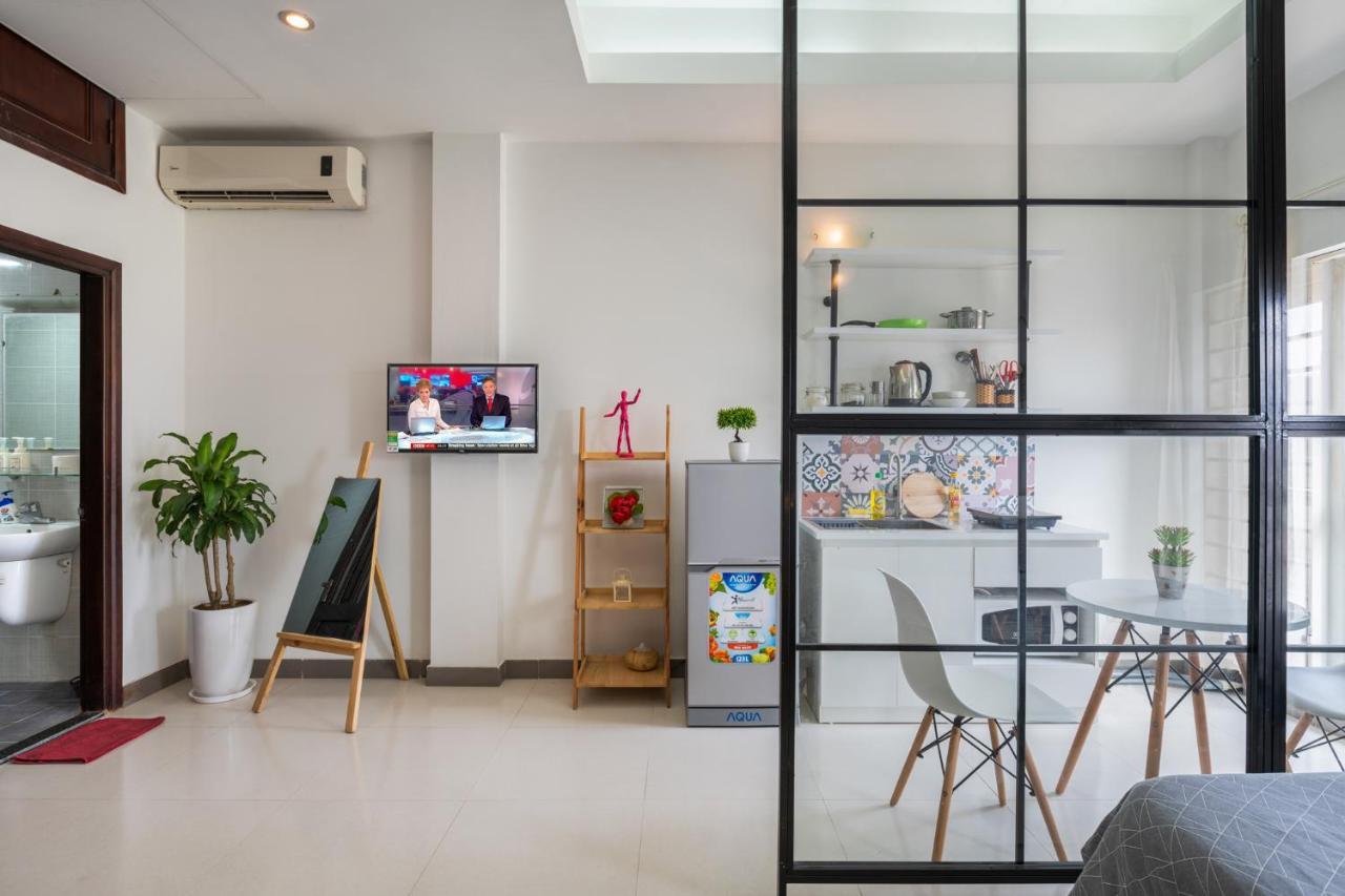 Sazi Homestay 97 Van Cao Building